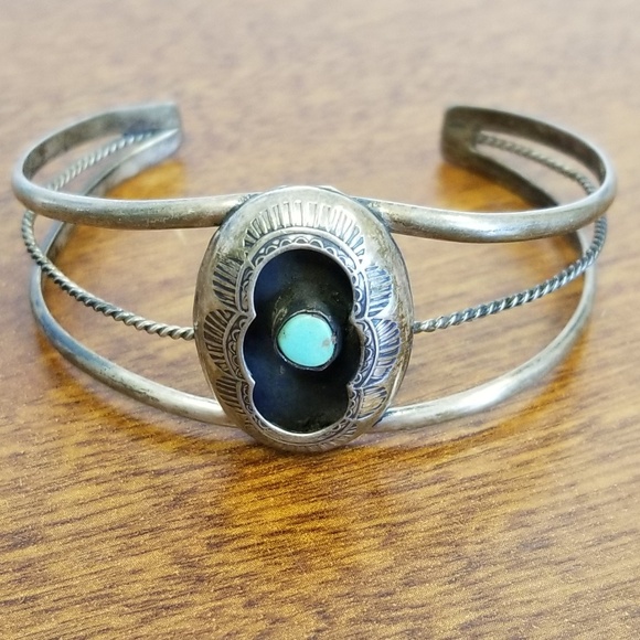 Jewelry - Old Pawn Native made shadow box cuff bracelet